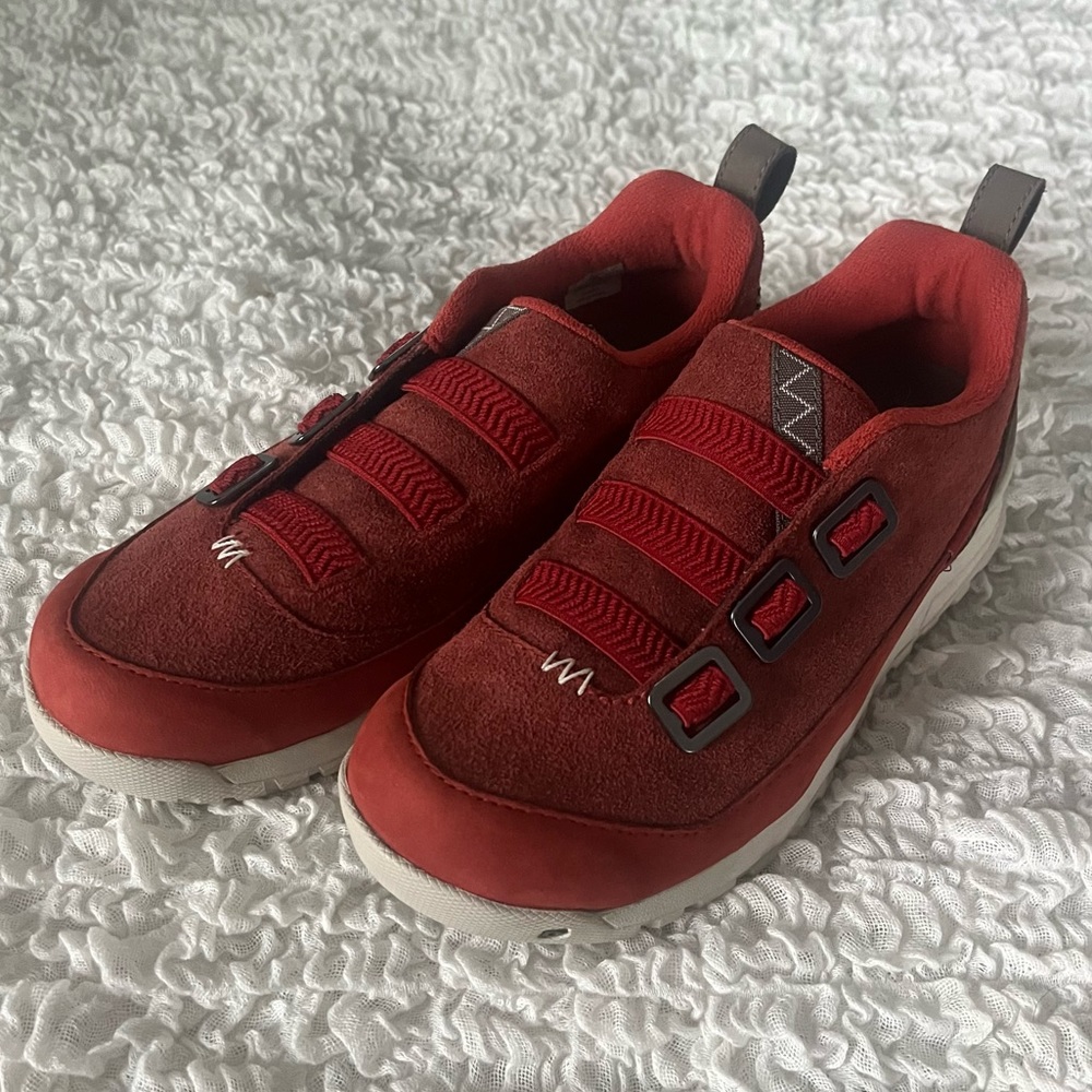 Oboz womens size 6 rust red